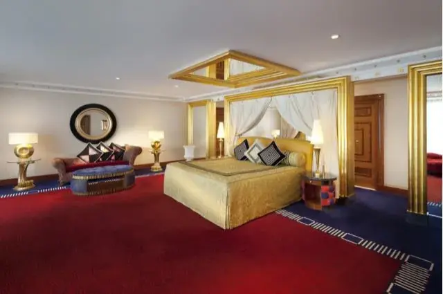 Deluxe Suite Master Bedroom 